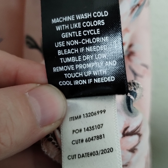 Torrid Pink Floral Babydoll Chablis Goddess Neck Tank Women's Plus Size 3X - Picture 6 of 6